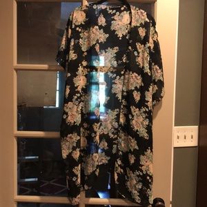 Brandy Melville kimono